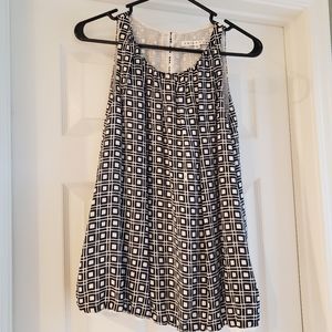 Trina Turk Women's Large sleeveless lined top